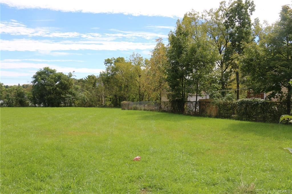 55 Carpenter Avenue - Photo 1