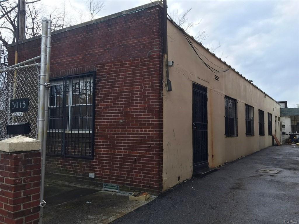 3015 Eastchester Road - Photo 1