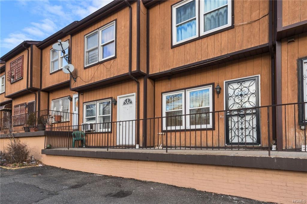 477 4th Avenue - Photo 1