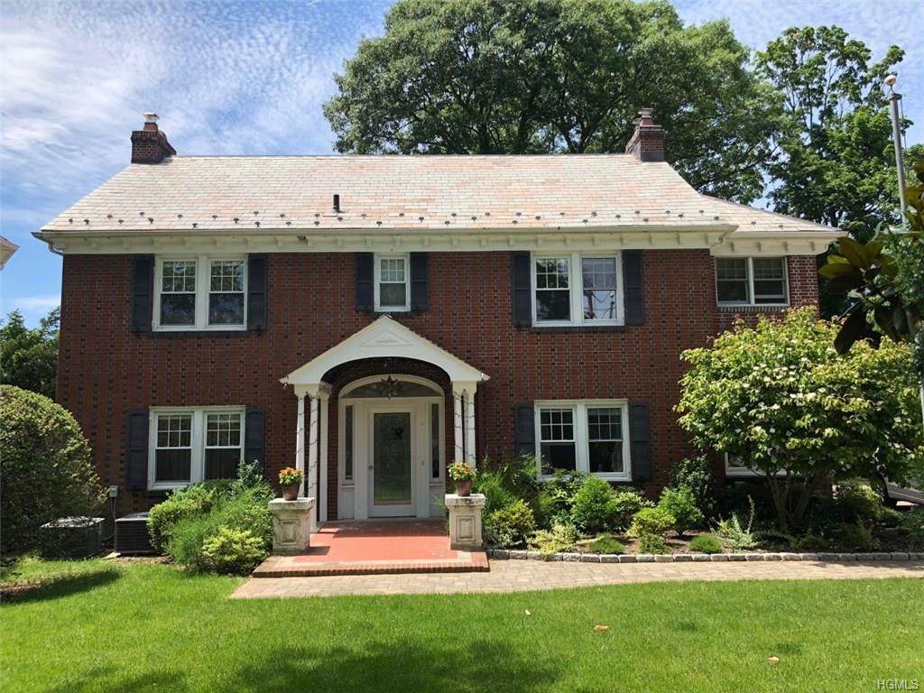 551 White Plains Road - Photo 1