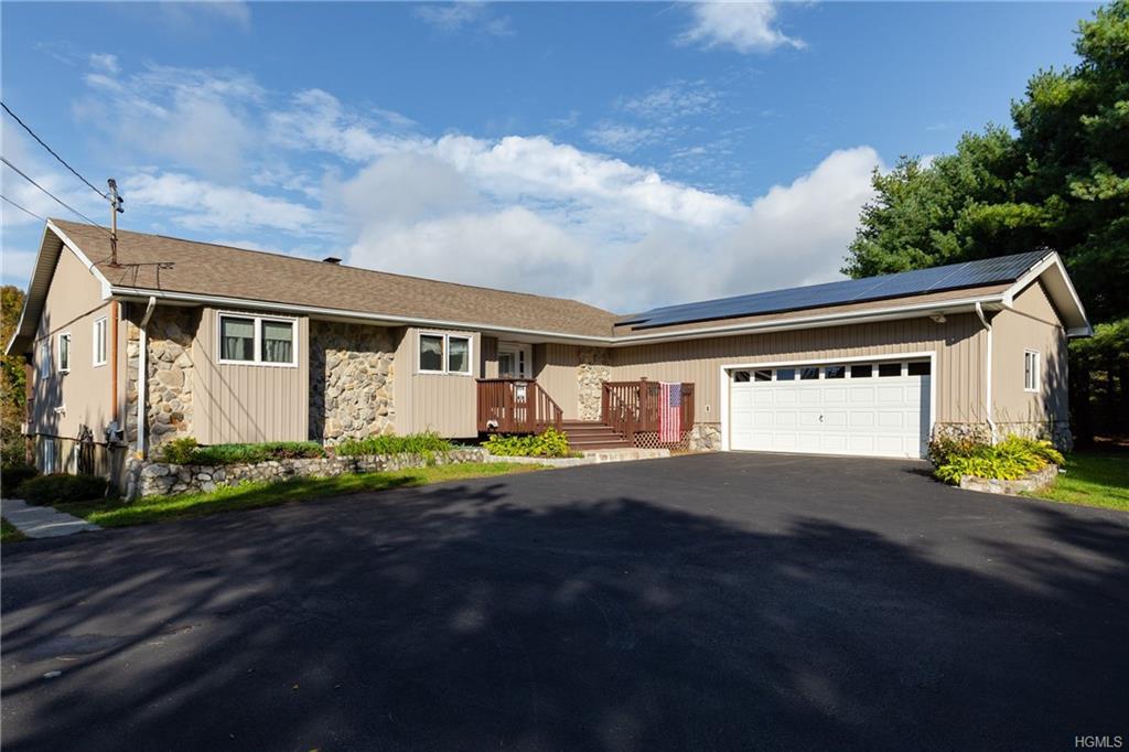 291 Freedom Road - Photo 1