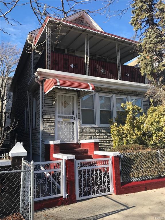 4127 Bronxwood Avenue - Photo 1