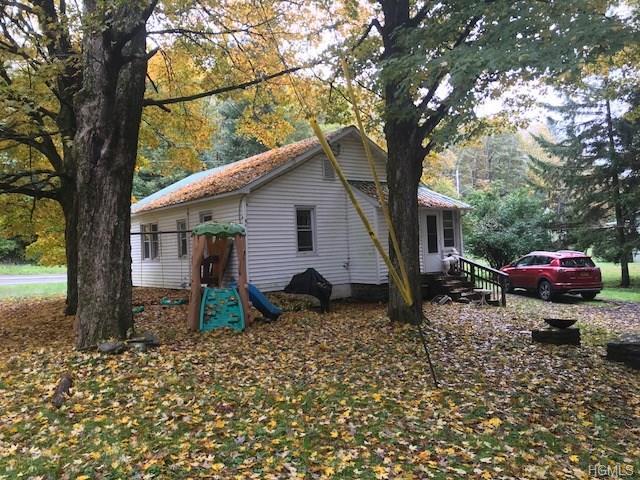425 Main Street - Photo 1