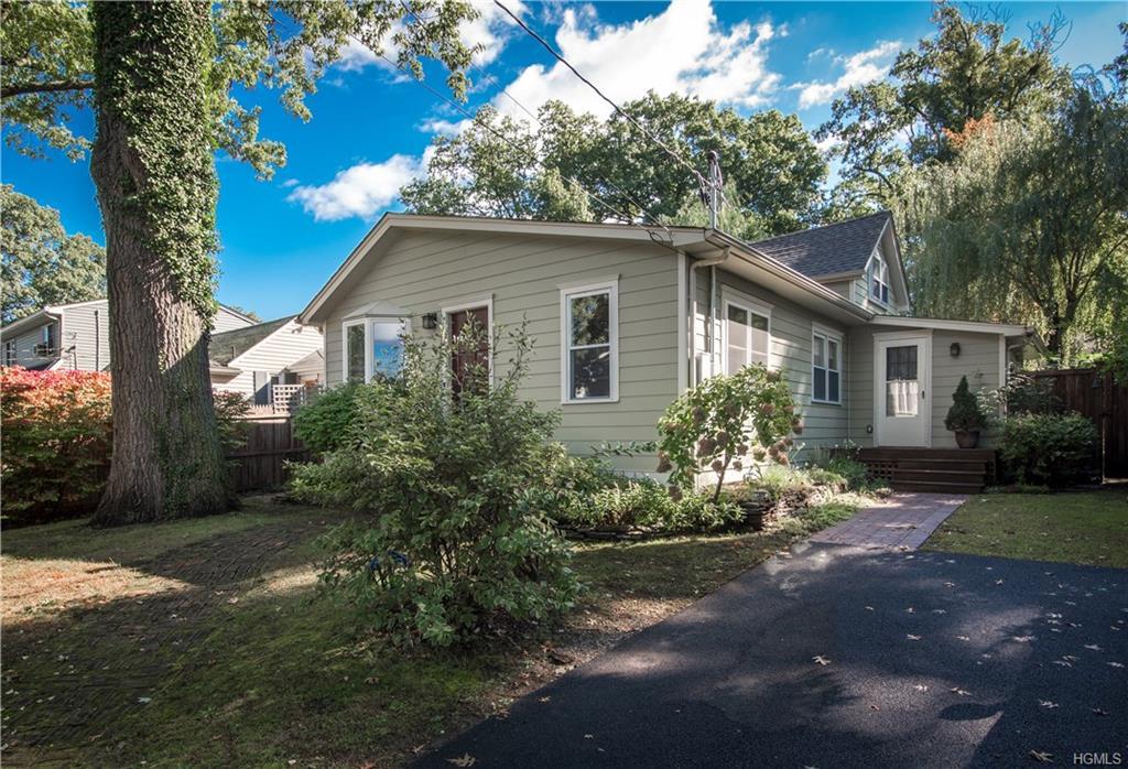 5 Westend Avenue - Photo 1
