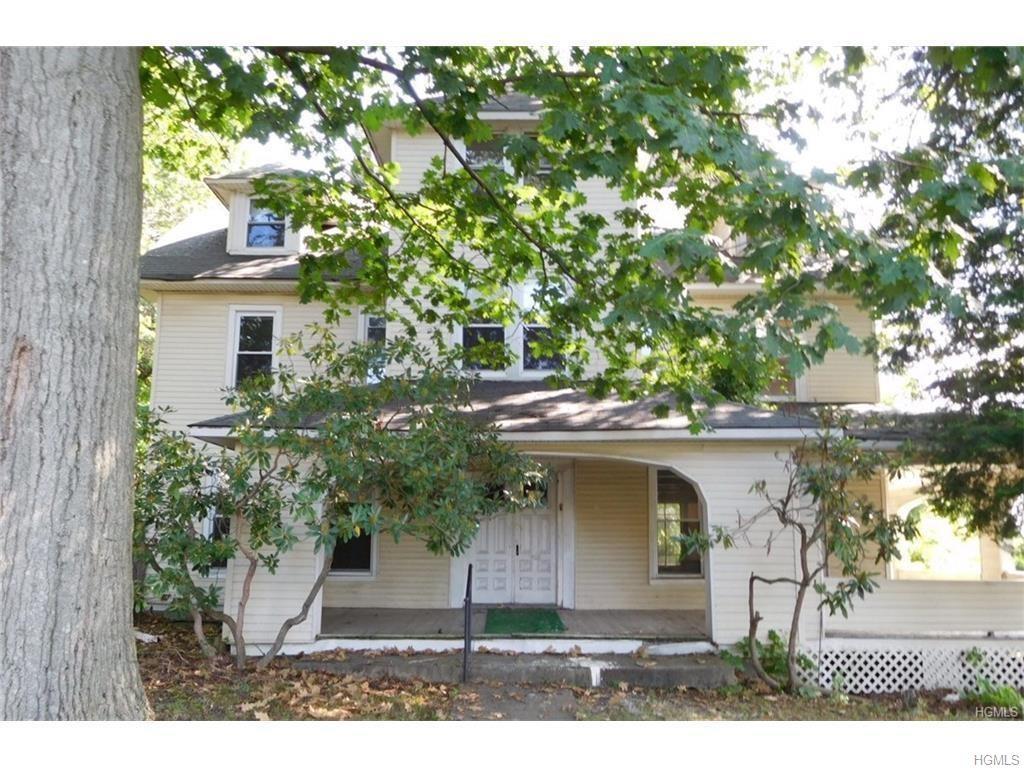 1 Sterling Avenue - Photo 1