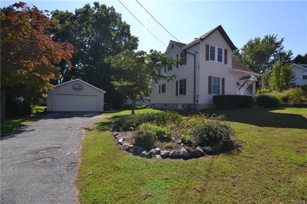215 Catherine Street - Photo 1