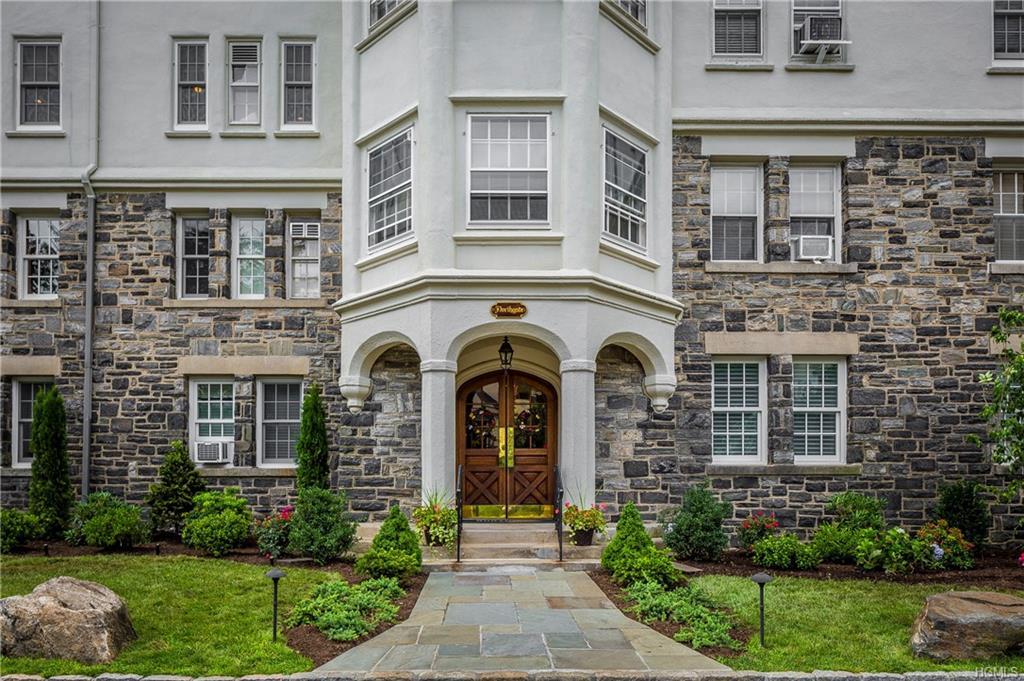 1 Northgate - Photo 1