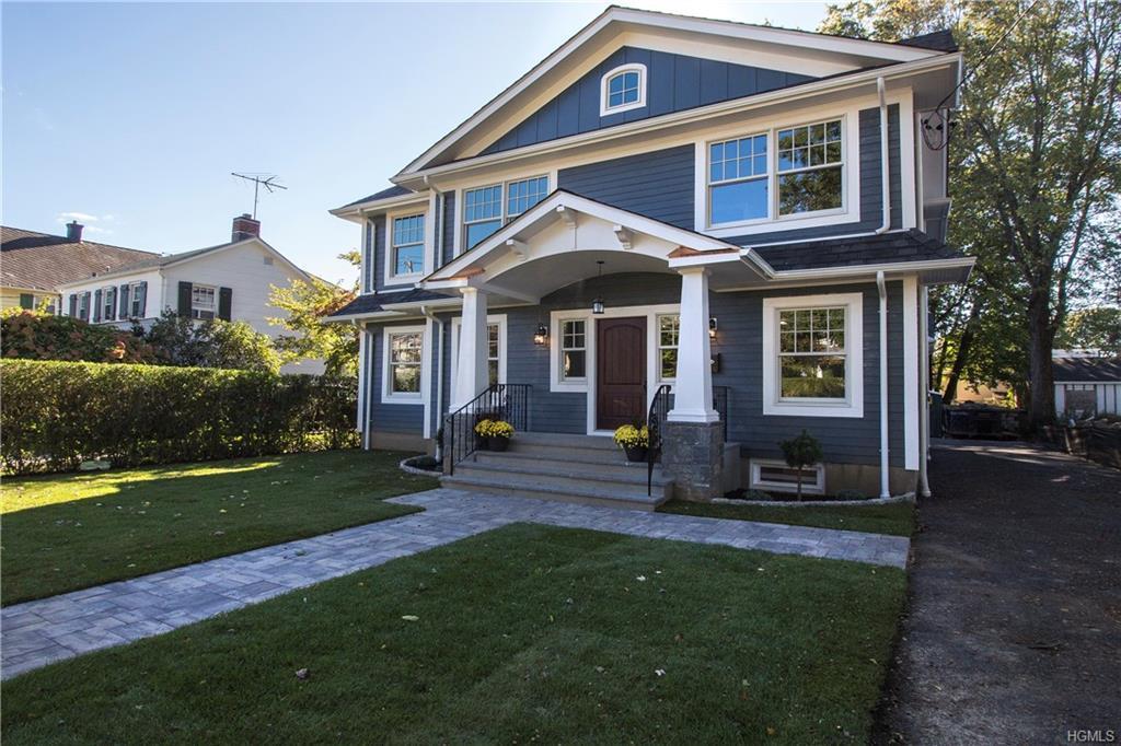 442 Barry Avenue - Photo 1