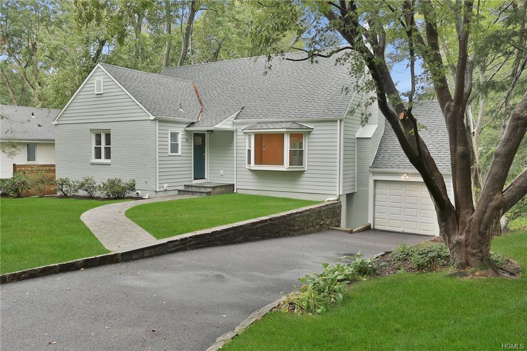 112 Thornbury Road - Photo 1