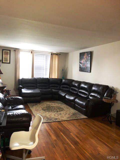 40 Barker Avenue - Photo 1