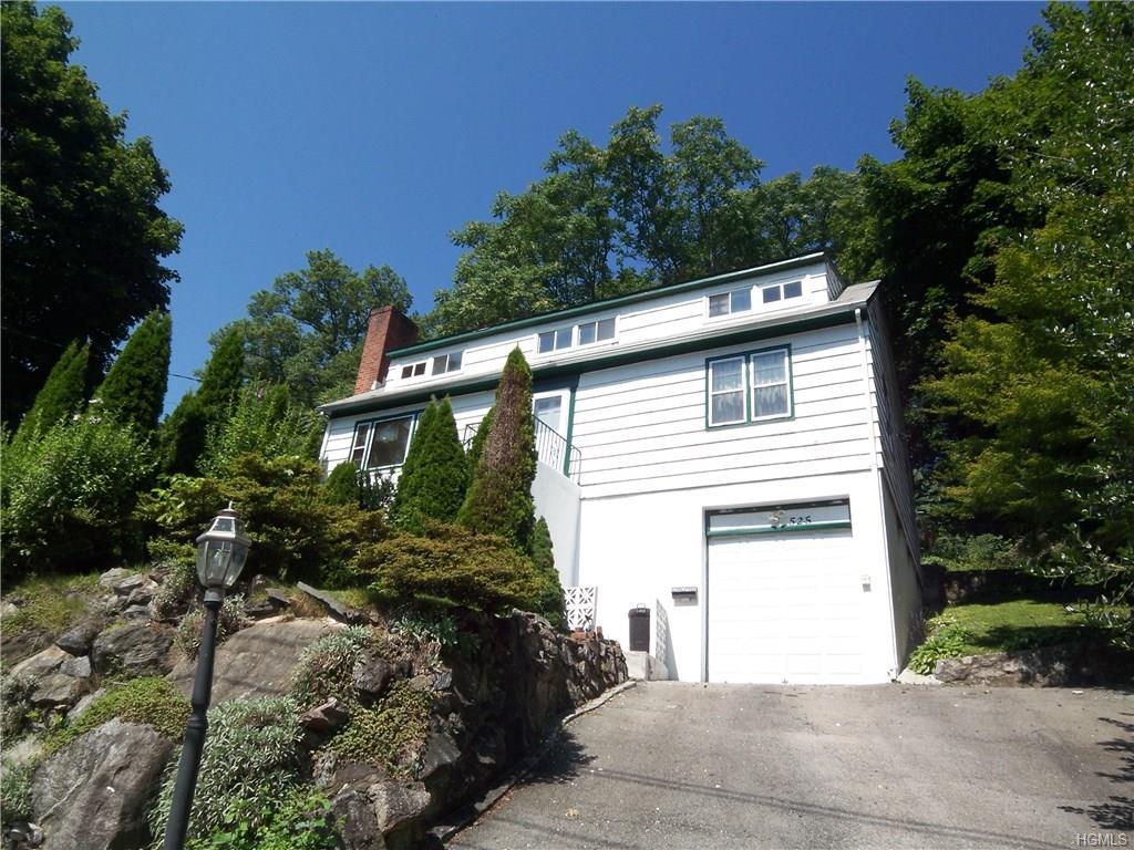 525 Baldwin Place - Photo 1