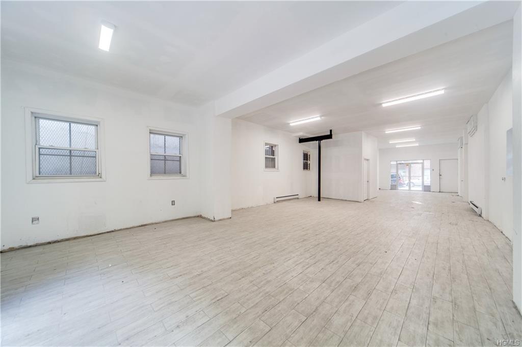 387 152nd - Photo 1