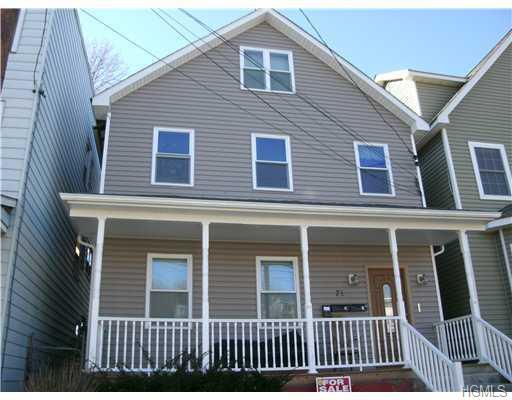 71 Robinson Avenue - Photo 1