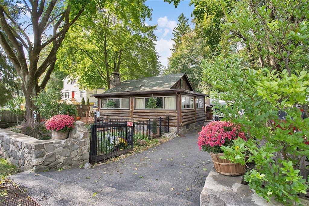 13 Fernwood Drive - Photo 1