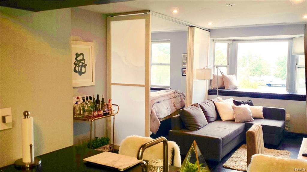 318 Ash Street - Photo 1