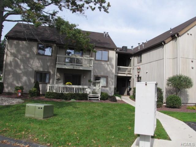 99 Sycamore Drive - Photo 1