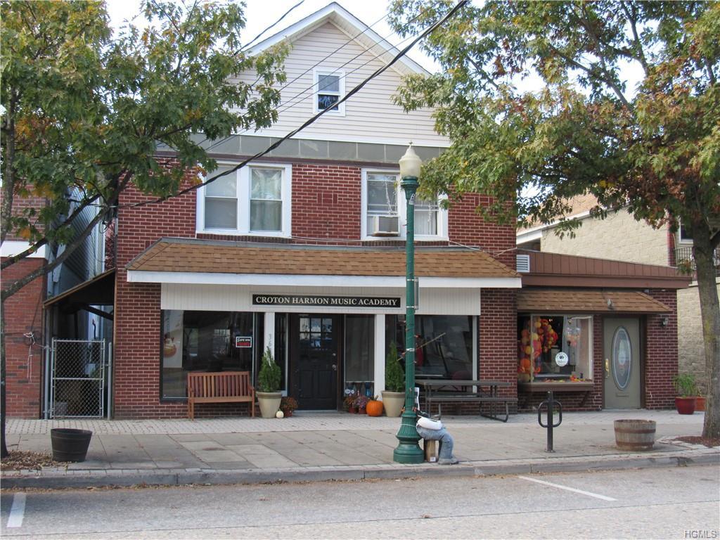 368 Riverside Avenue - Photo 1