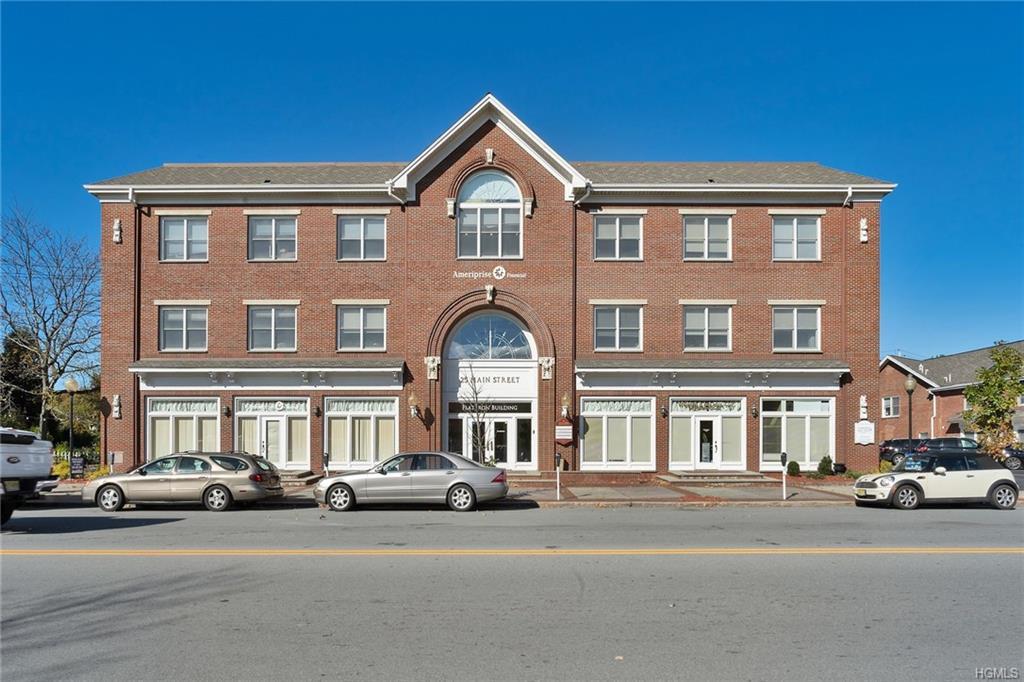 25 Main Street - Photo 1