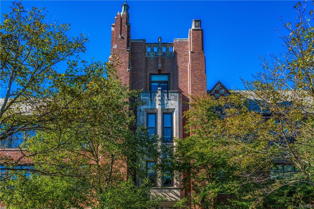 65 Mckinley - Photo 1