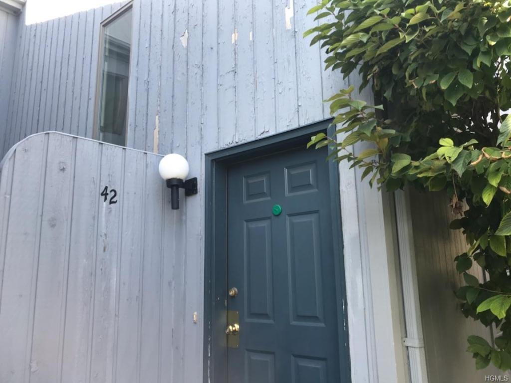 42 Hudson Point Lane - Photo 1