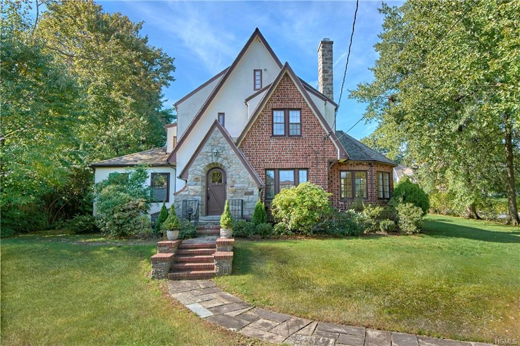 111 Puritan Drive - Photo 1