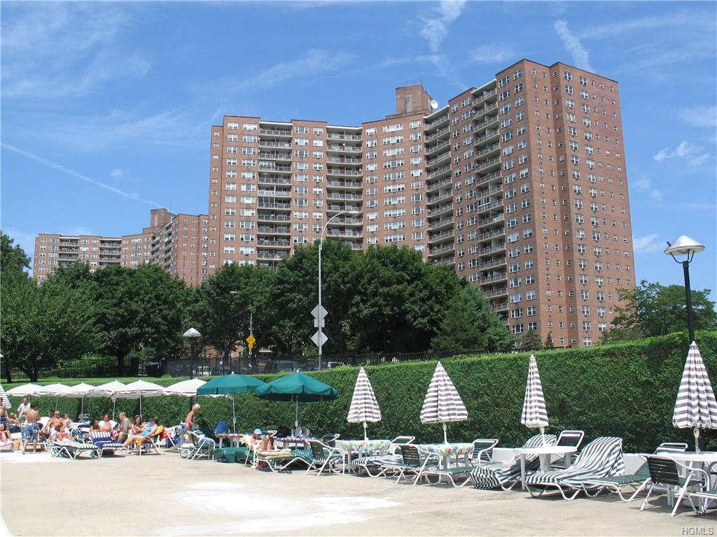 5700 Arlington Avenue - Photo 1