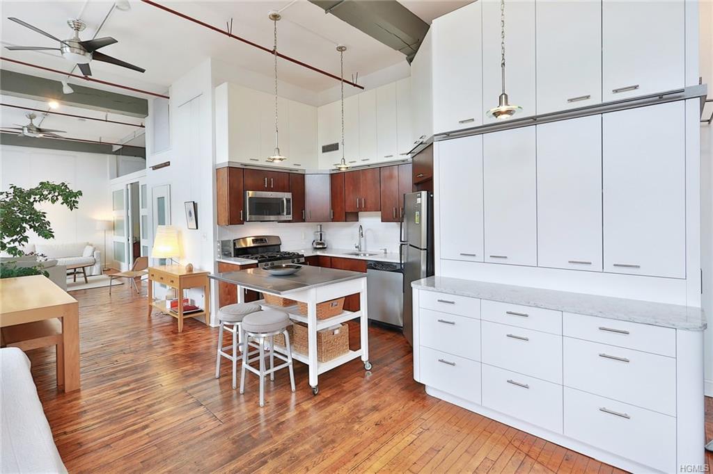 52 Webster Avenue - Photo 1