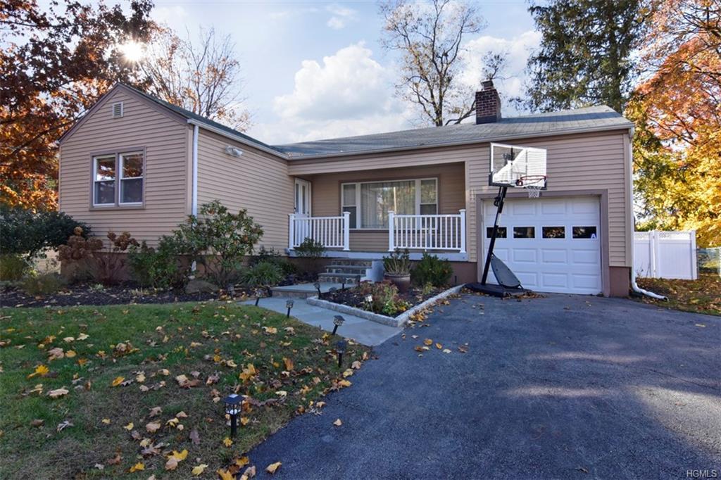 148 Huntley Drive - Photo 1