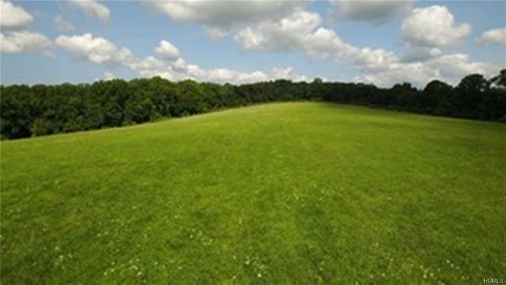 37 Quaker Hill Road - Photo 1