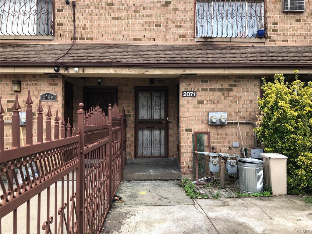 2071 Grand Avenue - Photo 1