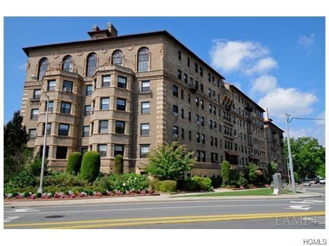 14 Chatsworth Avenue - Photo 1