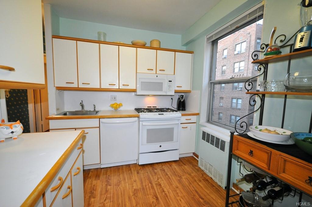 281 Garth Road - Photo 1