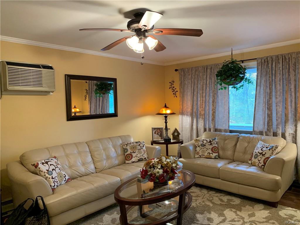 27 Patterson Village Court - Photo 1