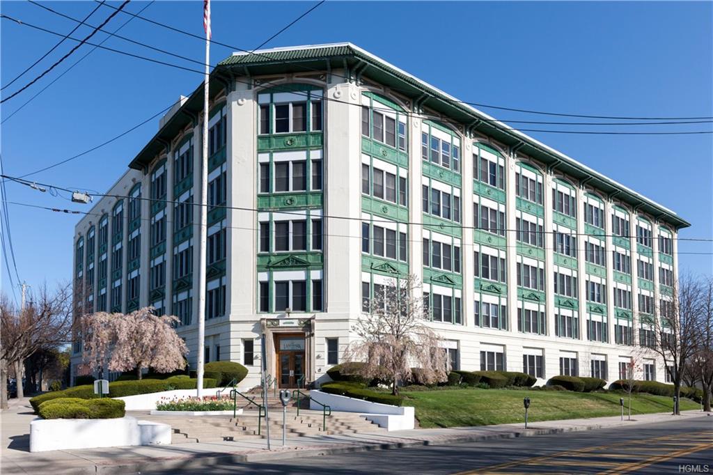 1 Landmark Square - Photo 1