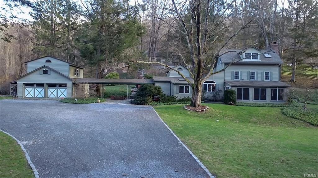 926 Peekskill Hollow Road - Photo 1
