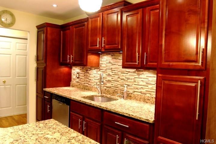 7 Lawrence Park Drive - Photo 1
