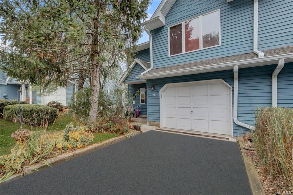 16 Village Gate Way - Photo 1