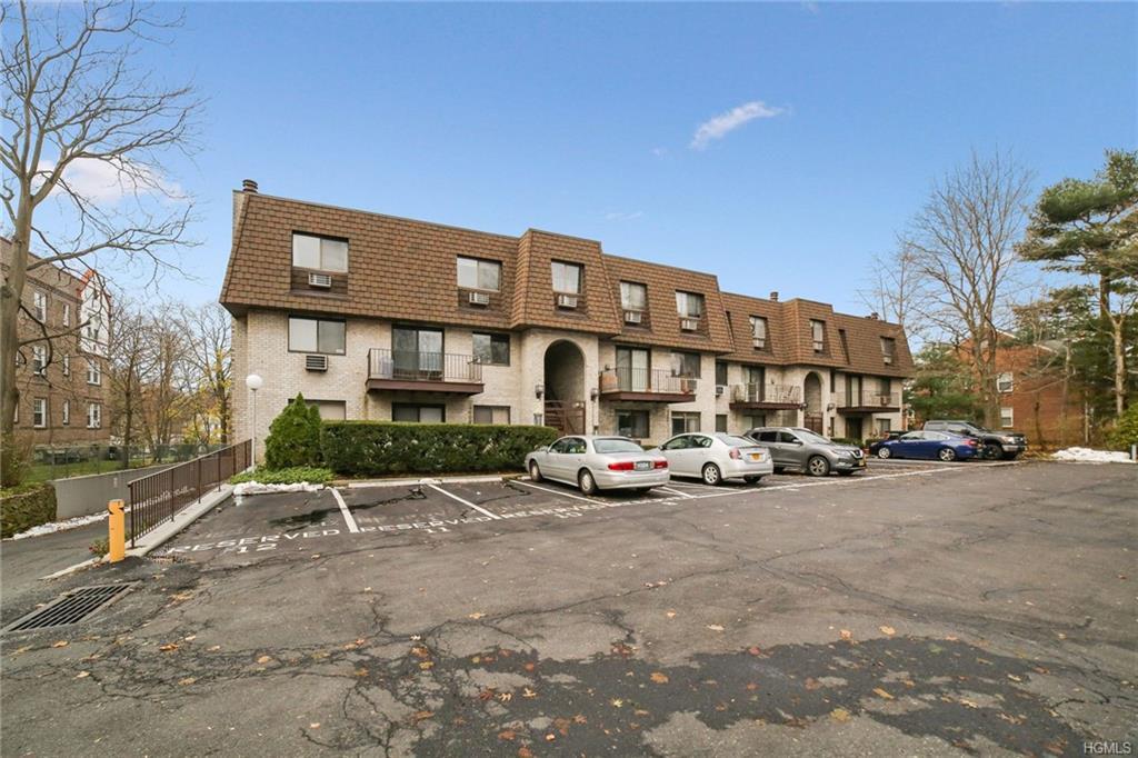 89 Broadway - Photo 1