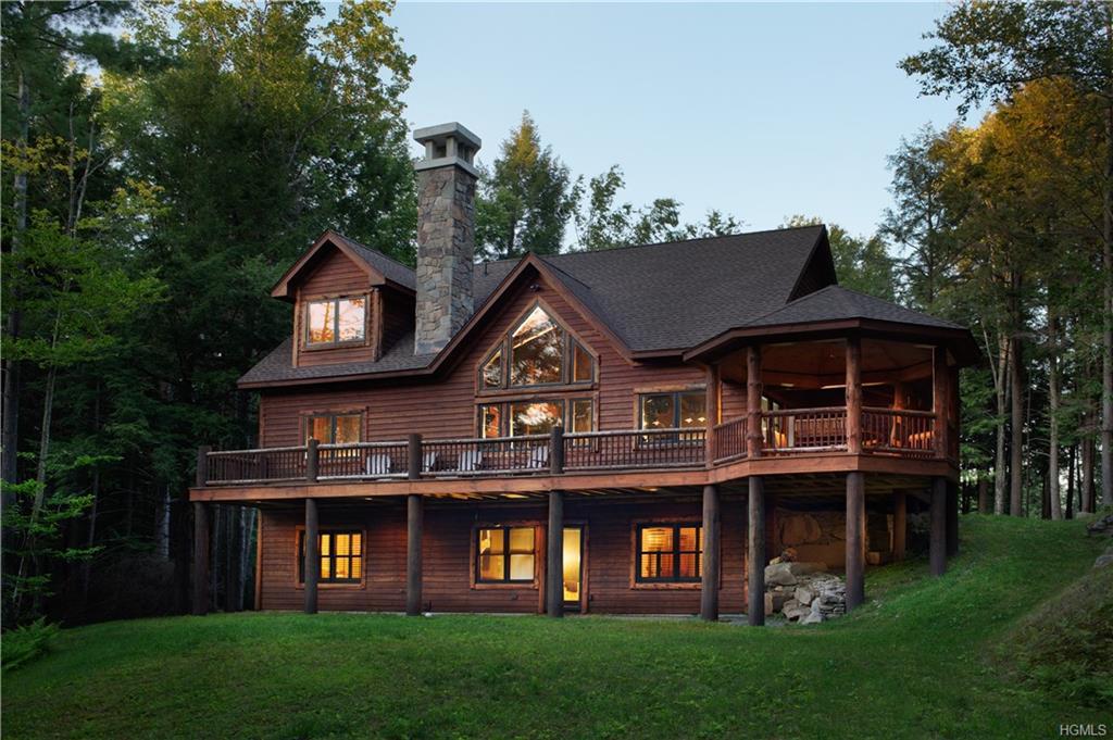 340 Woodstone - Photo 1