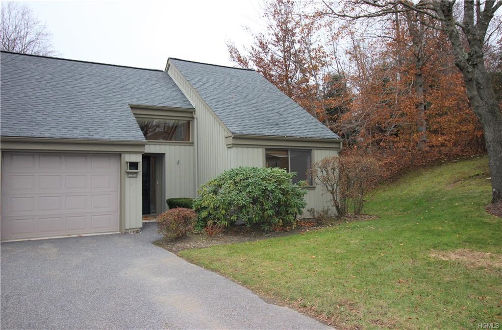 464 Heritage Hills - Photo 1