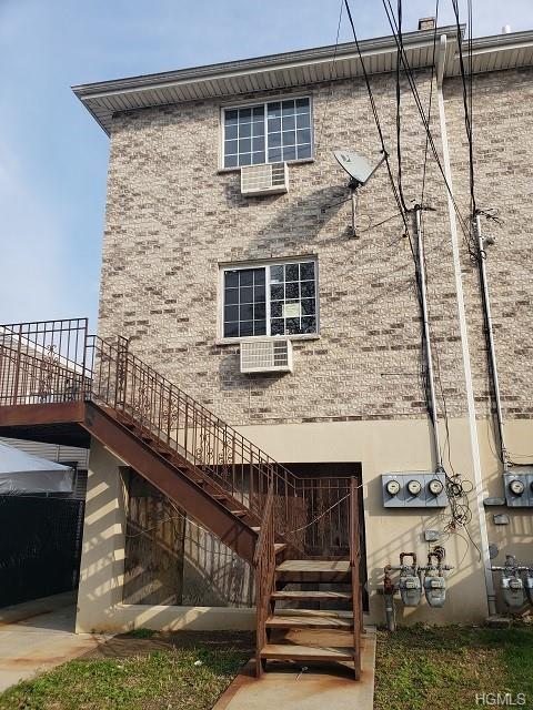 208b Betts Avenue - Photo 1