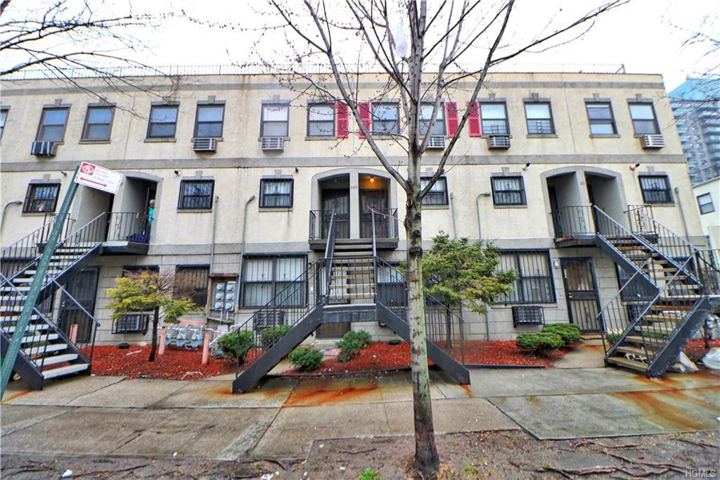 867 Underhill Avenue - Photo 1