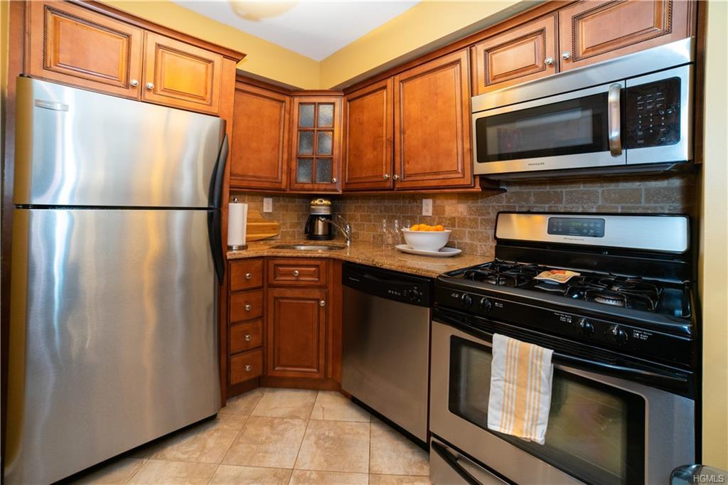 1374 Midland Avenue - Photo 1