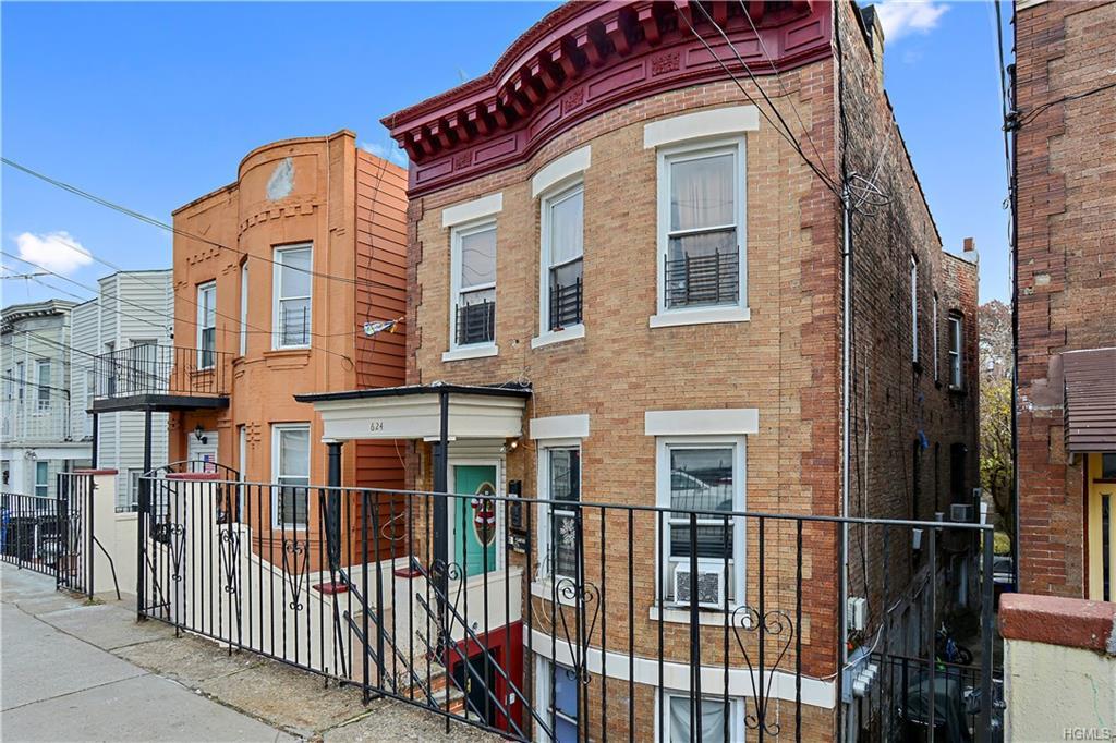 624 Mead Street - Photo 1