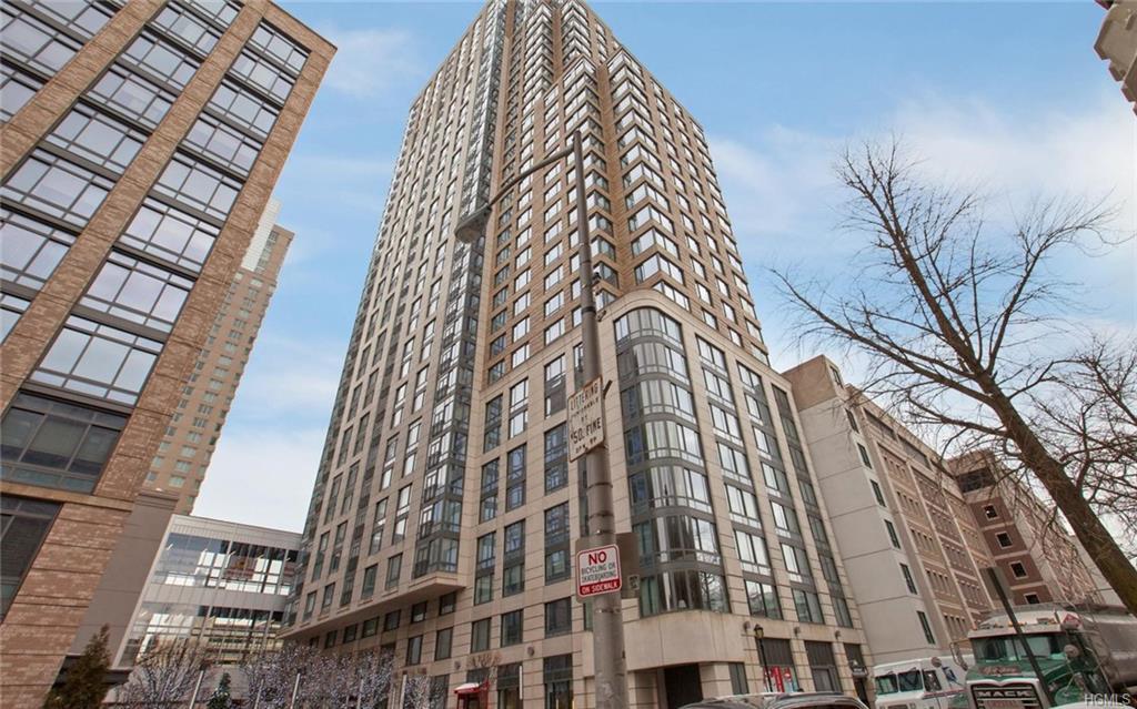 10 City Place - Photo 1