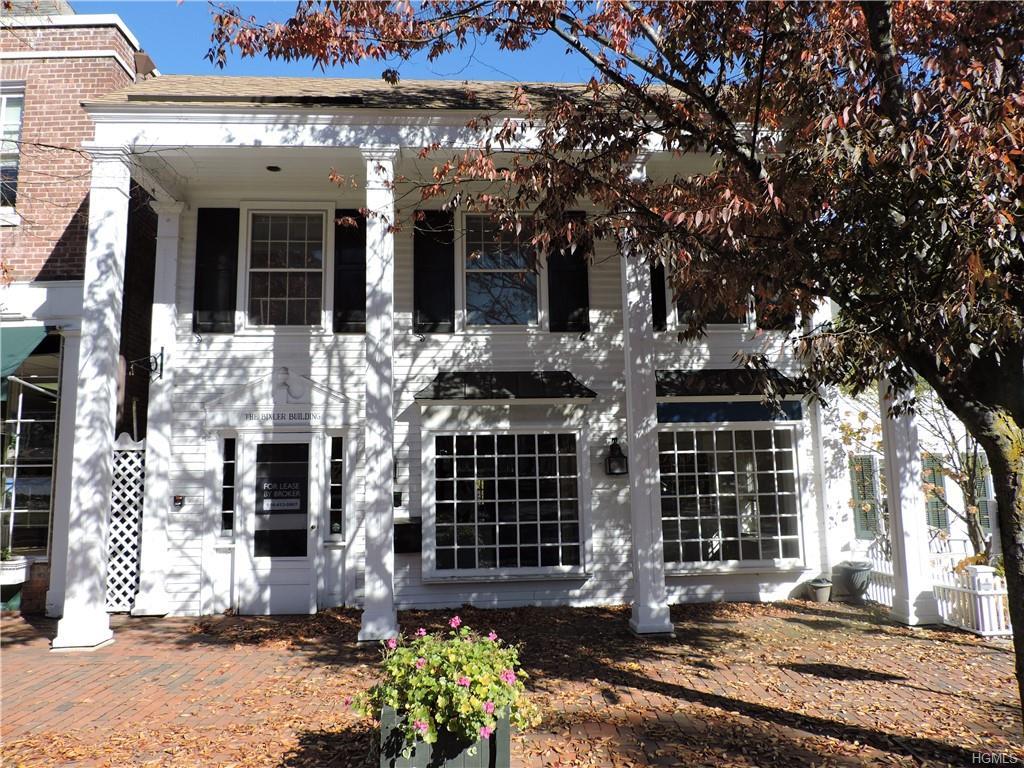 30 Village Green - Photo 1