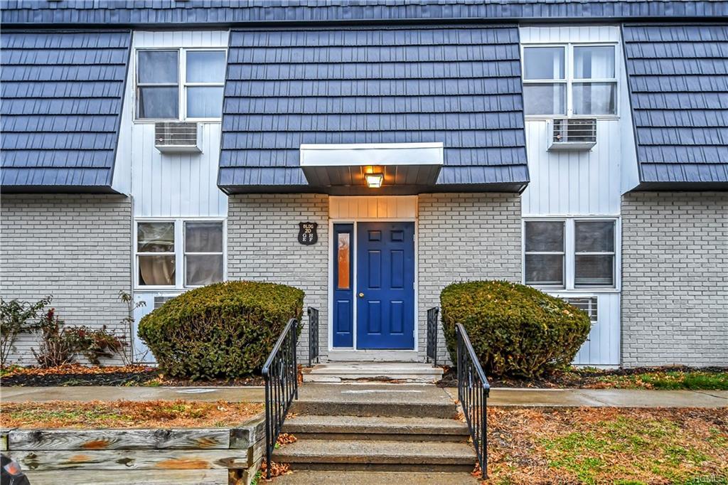 20 White Gate Drive - Photo 1