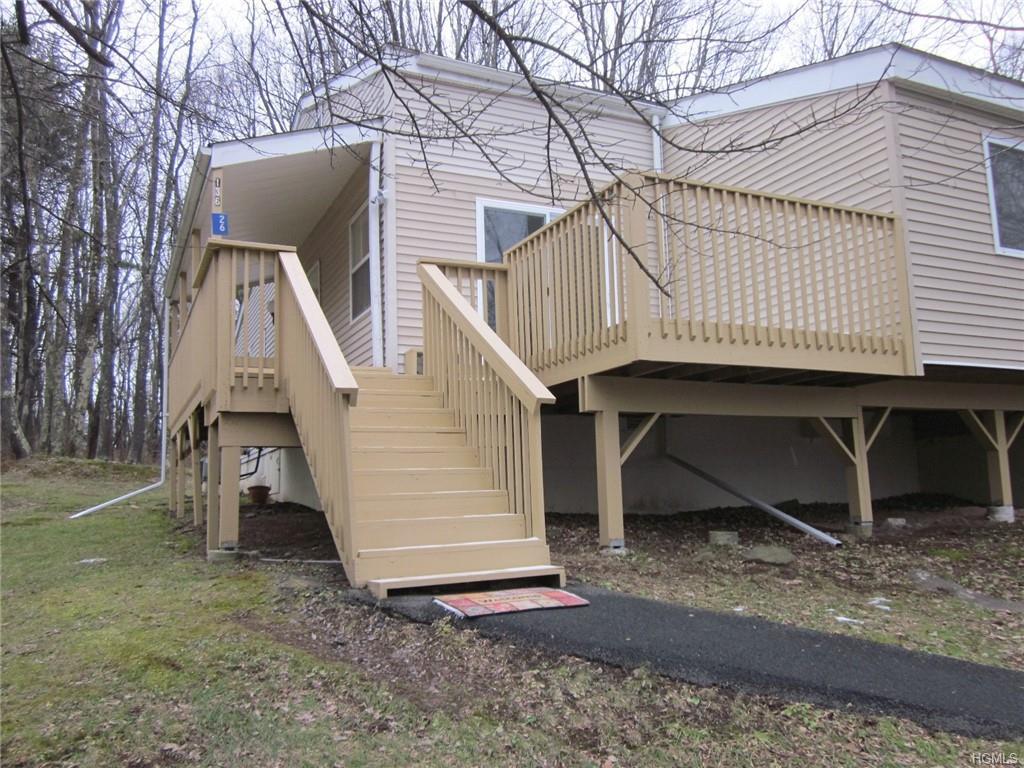 26 Clearwater Drive - Photo 1