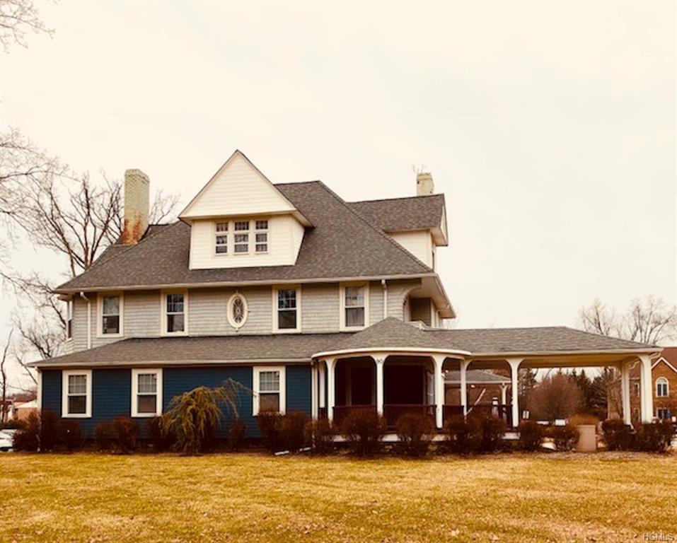 90 Main Street - Photo 1