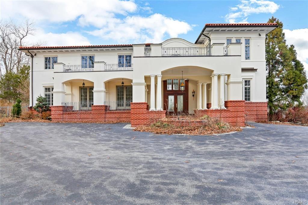 208 Keeler Lane - Photo 1